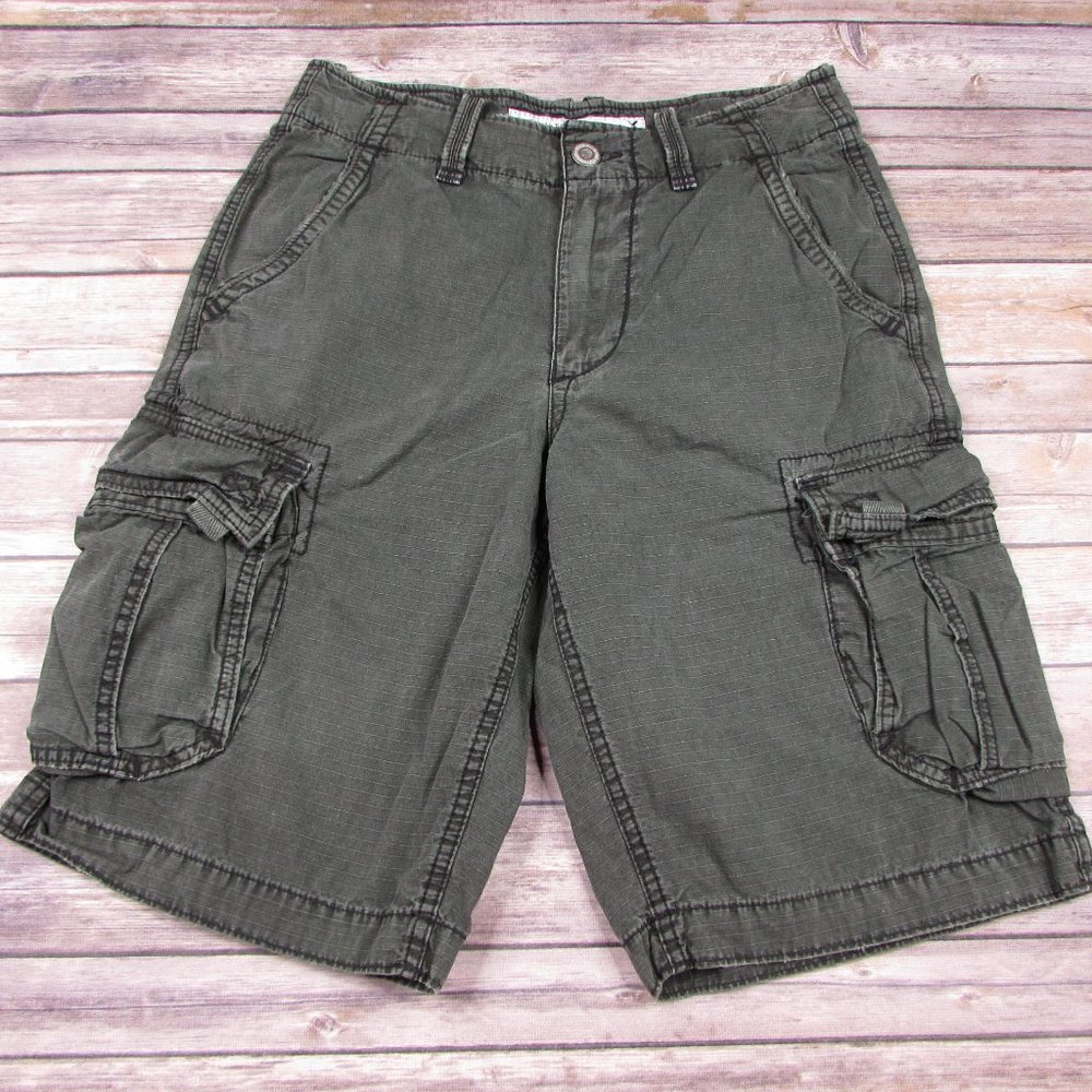 American Eagle Cargo Shorts 28